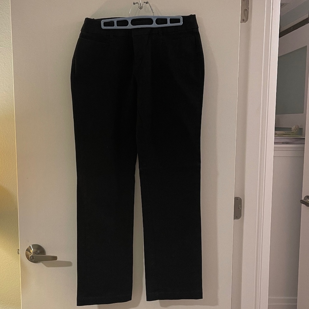 Dockers Black Slacks / Ladies / Sized 8M